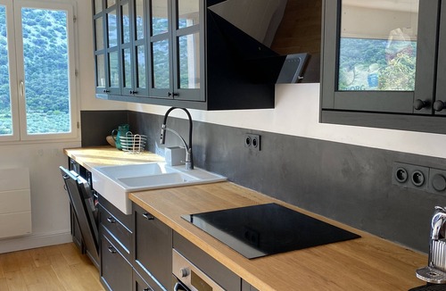 Pegairolles-de-Bueges Villa | Maison de Campagne Avec Piscine