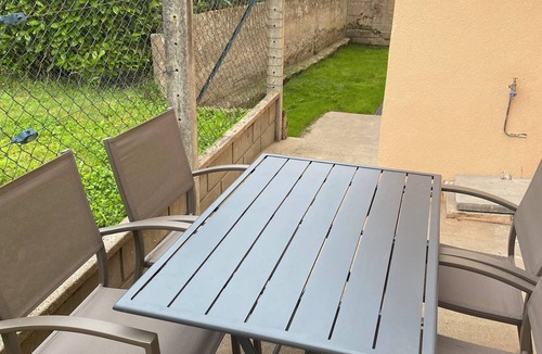 Pierrefitte-sur-Loire House | Maison de Campagne