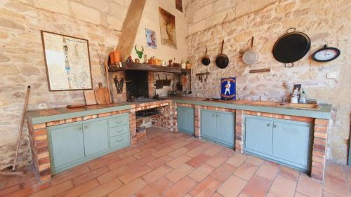 Saint-Laurent-d'Aigouze House | Maison de Village en Camargue Parking Clim Wifi - ROSSIconciergerie - Linge inclus