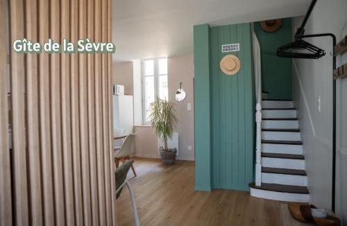 Saint-Laurent-sur-Sevre House | Maison de la Rochejaquelein