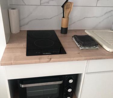 Saint-Paulet-de-Caisson Apartment | Maison de village au calme 4 personnes