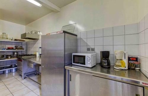 Peyrusse-le-Roc House | Maison de l Albine, gite de groupe