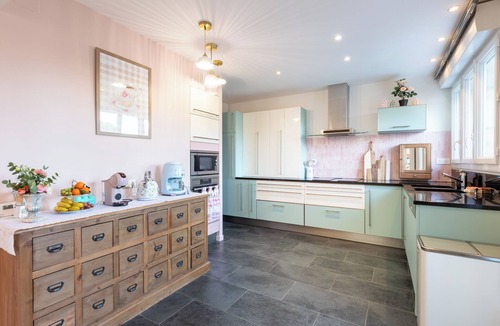 Saint-Georges-de-Montaigu House | Maison de L'Apothicaire - Puy du Fou - Ideal for families