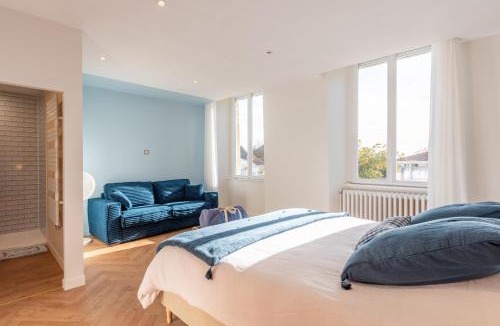 Saint-Georges-de-Montaigu House | Maison de L'Apothicaire