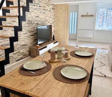 Fumay House | Maison de l'Ardoise