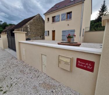 Nan-sous-Thil House | Maison de la Butte de Thil