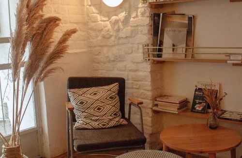 Pont-de-Cheruy Apartment | maison de la chenté