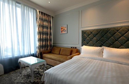 Pont-de-Cheruy Apartment | maison de la chenté