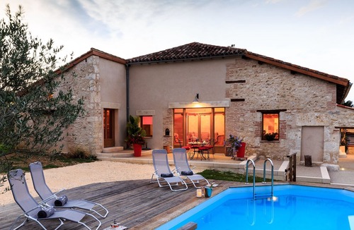 Castelmoron-sur-Lot Villa | Maison de la Combe - Two Bedroom Villa, Sleeps 4