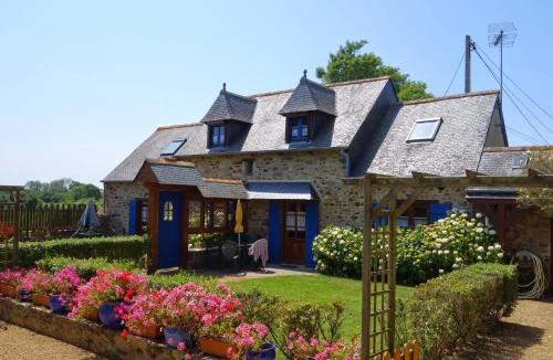 Pleumeur-Gautier House | Maison de la Ferme