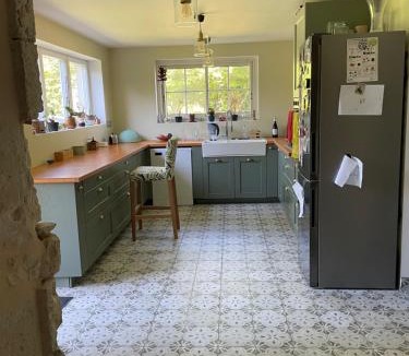 Razac-de-Saussignac House | Maison de la petite sorcière