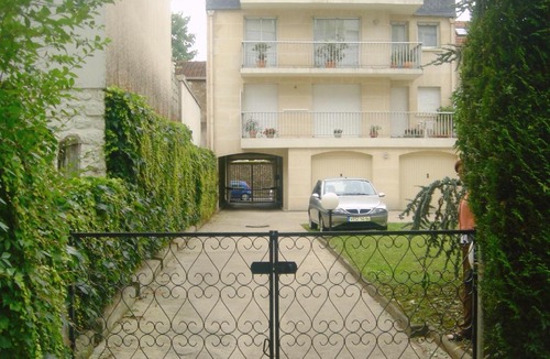 Villejuif Apartment | Maison de Longde-Appartement avec 2 chambres