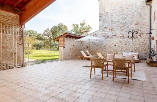 Castelnau-de-Levis House | Maison de Maître - Domaine Terra Rosa