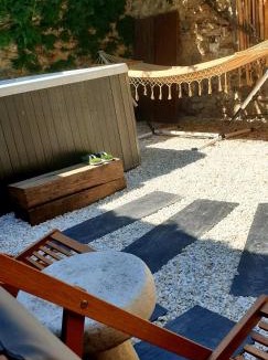 Bram House | Maison de maître à BRAM # Jacuzzi