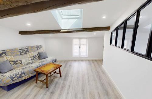 Poussan Villa | Maison de maître à Poussan - 6 pers, spa et charme ancien - FR-1-785-21