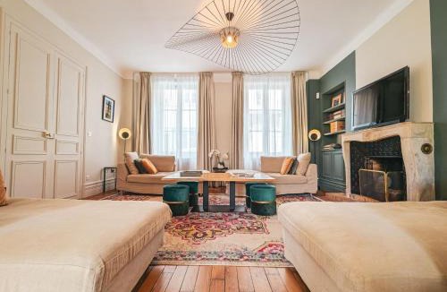 Chateauroux House | Maison de maître avec jardin, spa et parking au cœur de Châteauroux - FR-1-591-322