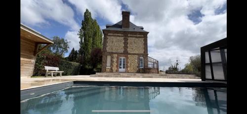 Quetteville House | Maison de maître avec piscine