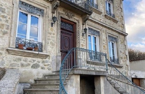 Saint-Pierre-de-Boeuf Villa | Maison de maître de grande capacité
