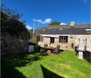 Mael-Pestivien House | Maison de Maison