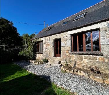 Mael-Pestivien House | Maison de Maison