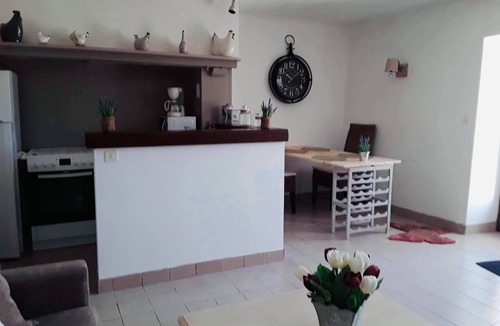 Grezels House | Maison de Marguerite, Studio Indépendant & Piscine