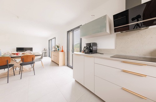 Ydes House | Maison de Maud - Piscine privée