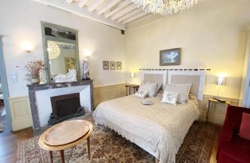 Avallon House | Maison de Noble Nicolas