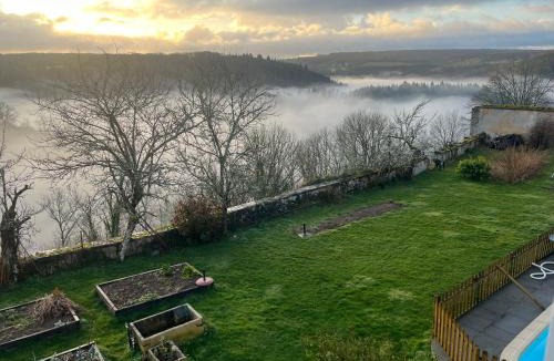 Avallon House | Maison de Noble Nicolas