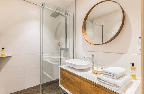 Lachassagne Hotel | Maison de Pagneux