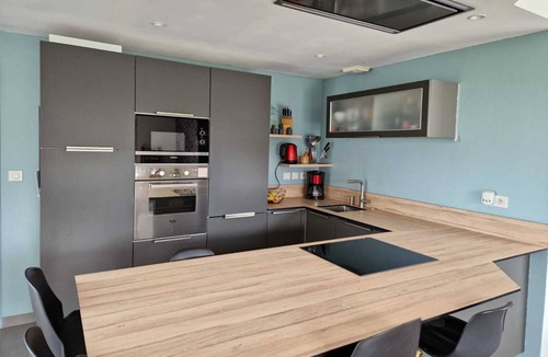 Caro House | Maison de Plain Pied Avec Piscine Chauffée