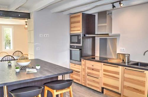 Chedigny House | Maison de plain-pied, cour et jardin privé, proche sites touristiques, idéale familles ou amis - FR-1-381-480