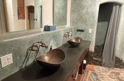 Cedaredge Bed & Breakfast | Maison de Terre