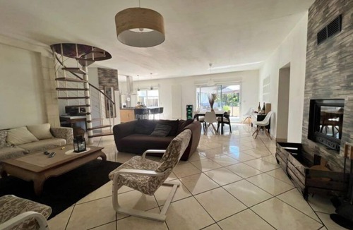 Chambray-les-Tours House | Maison de vacances