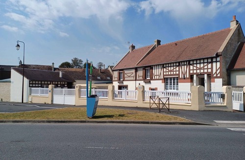 Langrune-sur-Mer House | Maison de Vacances Caprice Normand, Jardin Clos