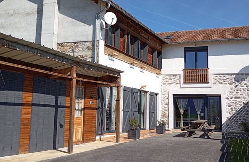 Tilhouse House | Maison de Vacances Avec Piscine et Magnifique vue sur Pyrénées