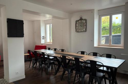 Messeix House | Maison de vacances avec piscine