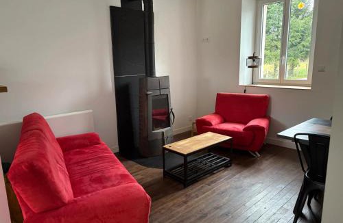 Messeix House | Maison de vacances avec piscine