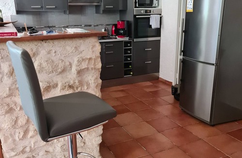 Saint-Mard House | Maison de Vacances en Pierre Avec Piscine