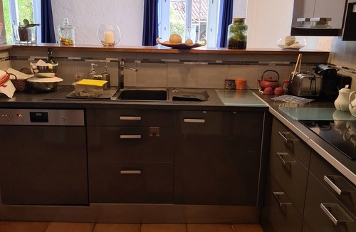 Saint-Mard House | Maison de Vacances en Pierre Avec Piscine