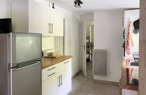 Luzech House | Maison de vigne en bord du Lot/Vineyard house cottage on the banks of the Lot