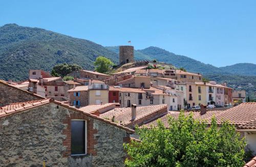Laroque-des-Alberes House | Maison de village Casa del Puig