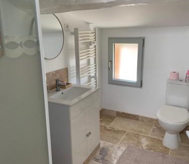 Castelnau-de-Guers House | Maison de village