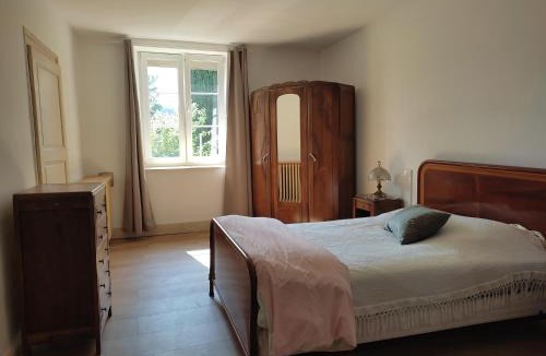 Juvigny-sur-Loison House | Maison de village