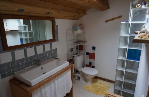 Domino House | maison de village