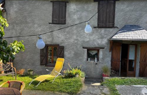Montauban-de-Luchon House | Maison de village avec vue sur les montagnes et jardin privatif