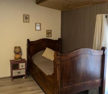 Roquemaure Apartment | Maison de village 5 vacanciers chez Néné et Bibi
