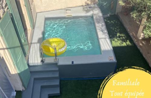 Ouveillan Villa | Maison de village avec piscine 8 personnes