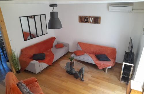 Septfonds House | Maison de village avec patio et terrasse