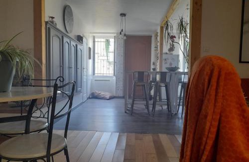 Septfonds House | Maison de village avec patio et terrasse