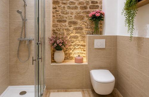 Lunel Villa | Maison de village avec piscine & grande terrasse proche plages